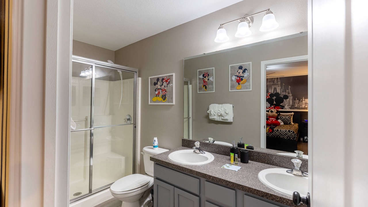 Photo of Bathroom in Sandy Ridge