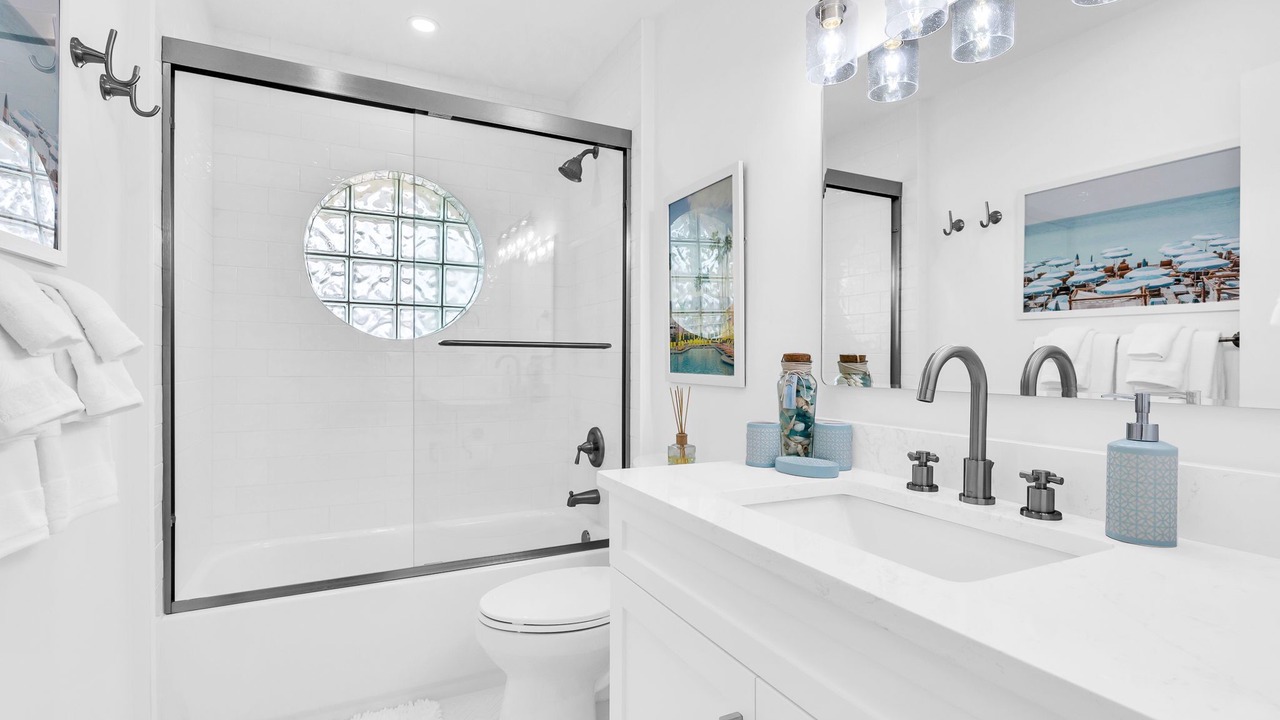 Photo of Bathroom in Juno Beach