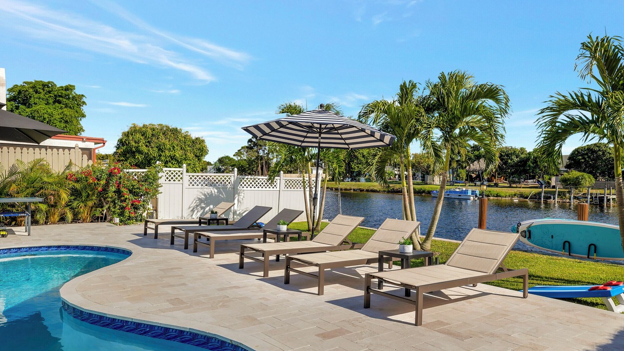 Photo of Outdoor in Tropic Palms