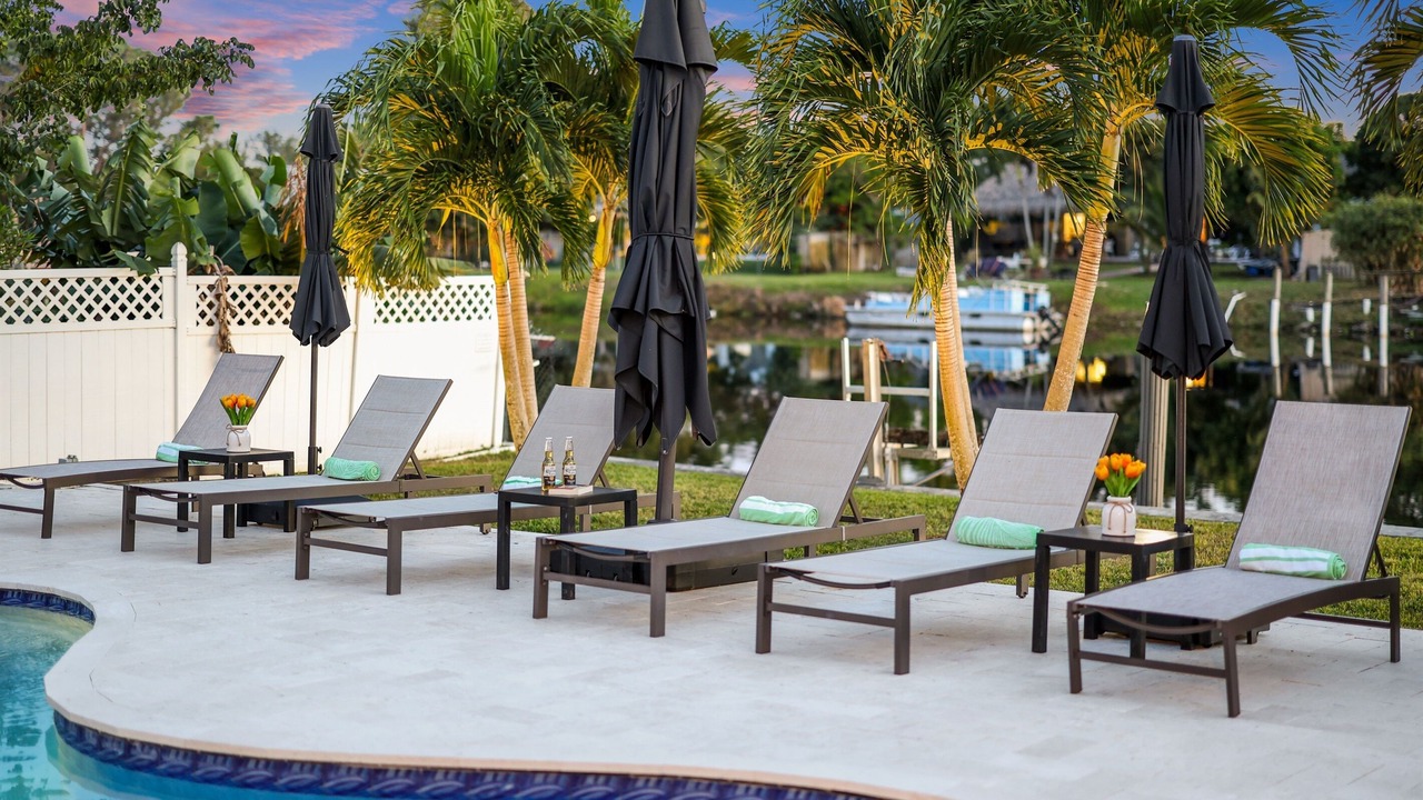 Photo of Outdoor in Tropic Palms