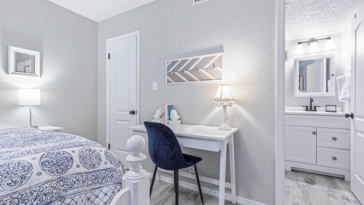 Photo of Bedroom in Ormond-by-the-Sea