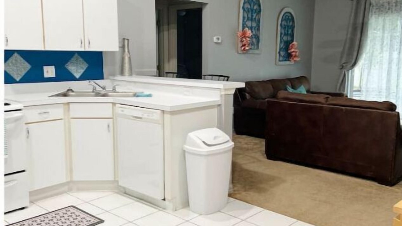 Photo of Livingroom in Woodridge