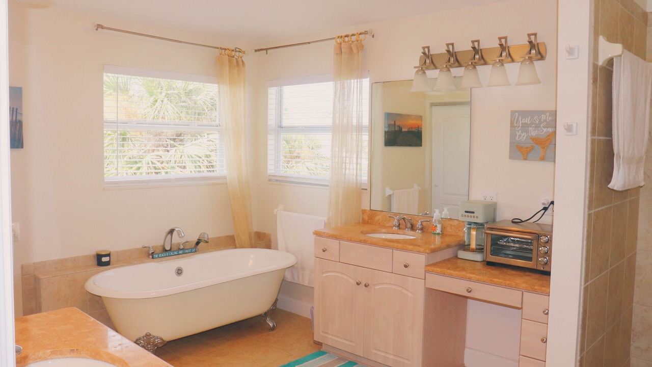 Photo of Bathroom in Horton Shores