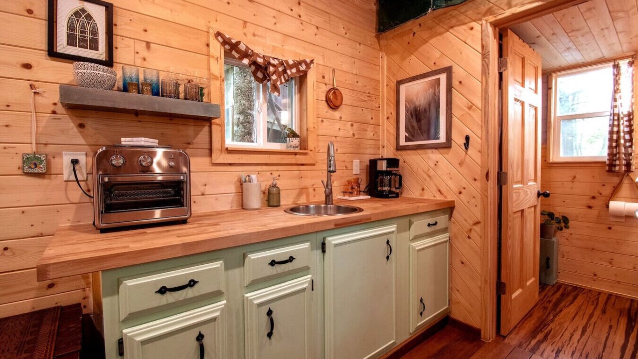 Photo of Kitchen in Swannanoa
