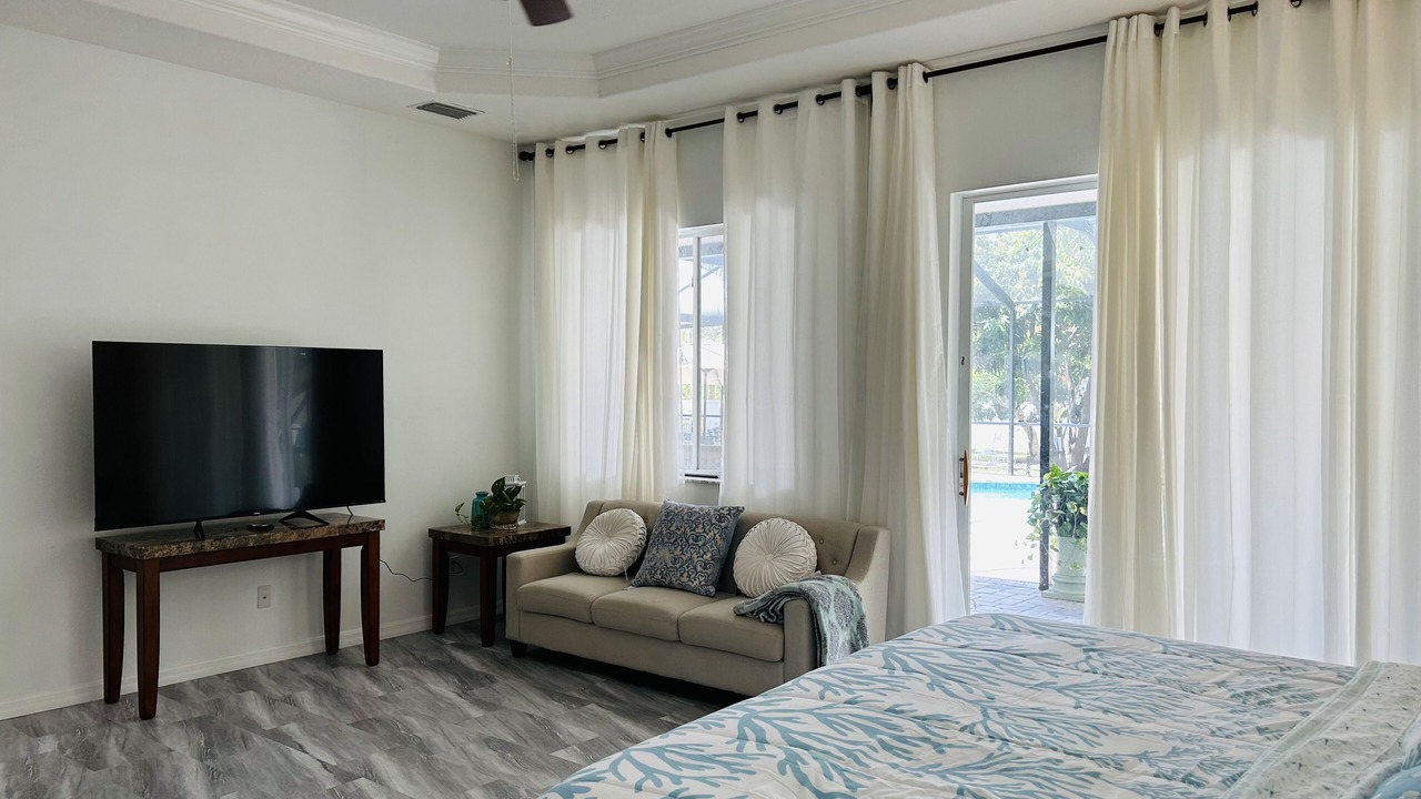 Photo of Bedroom in St. Petersburg - Clearwater