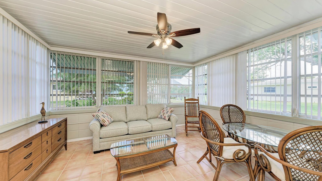 Photo of Livingroom in Laurel