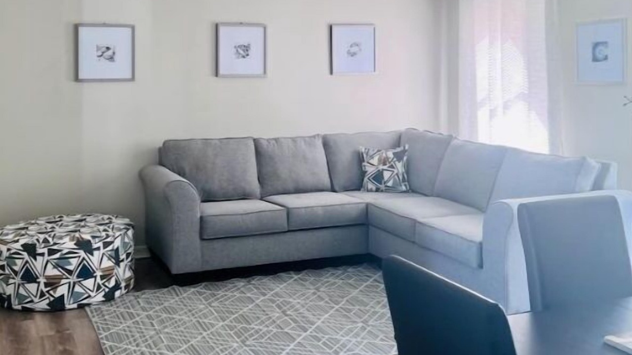 Photo of Livingroom in Malibu Groves