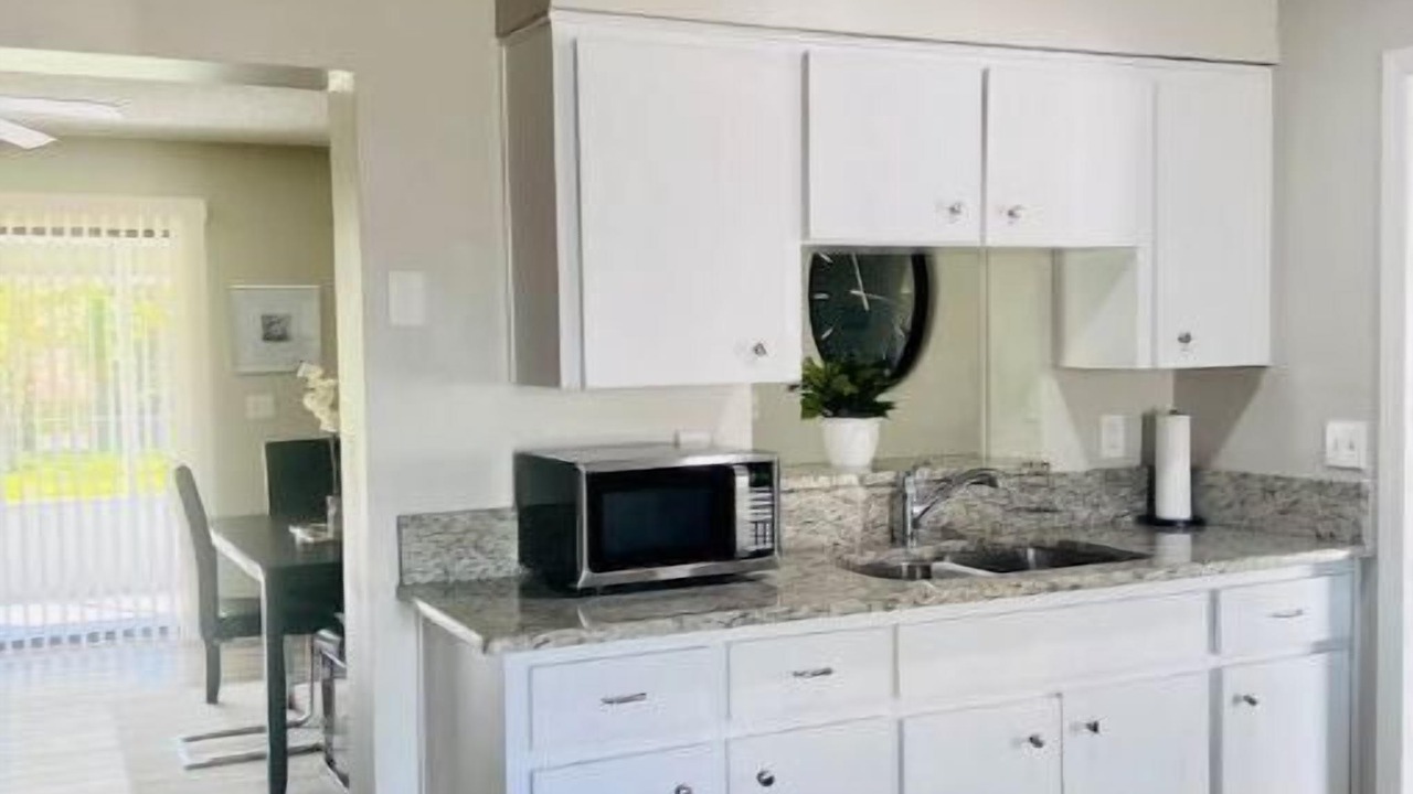 Photo of Kitchen in Malibu Groves