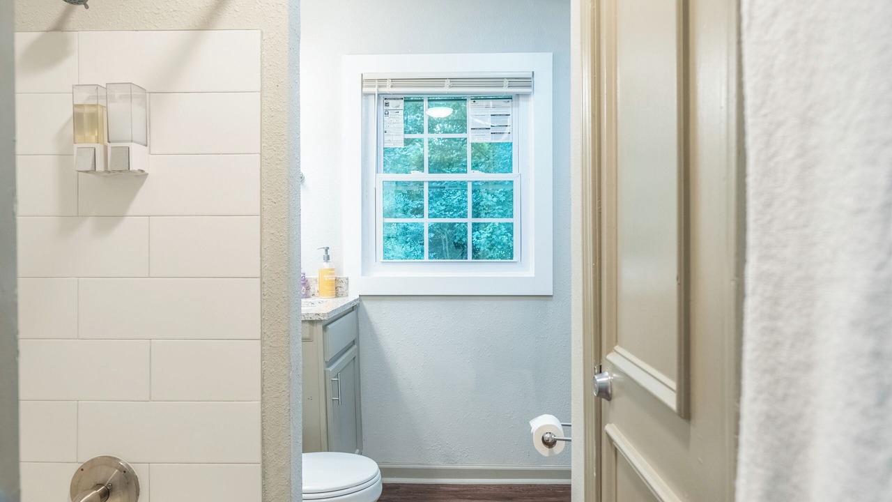 Photo of Bathroom in Forest Park