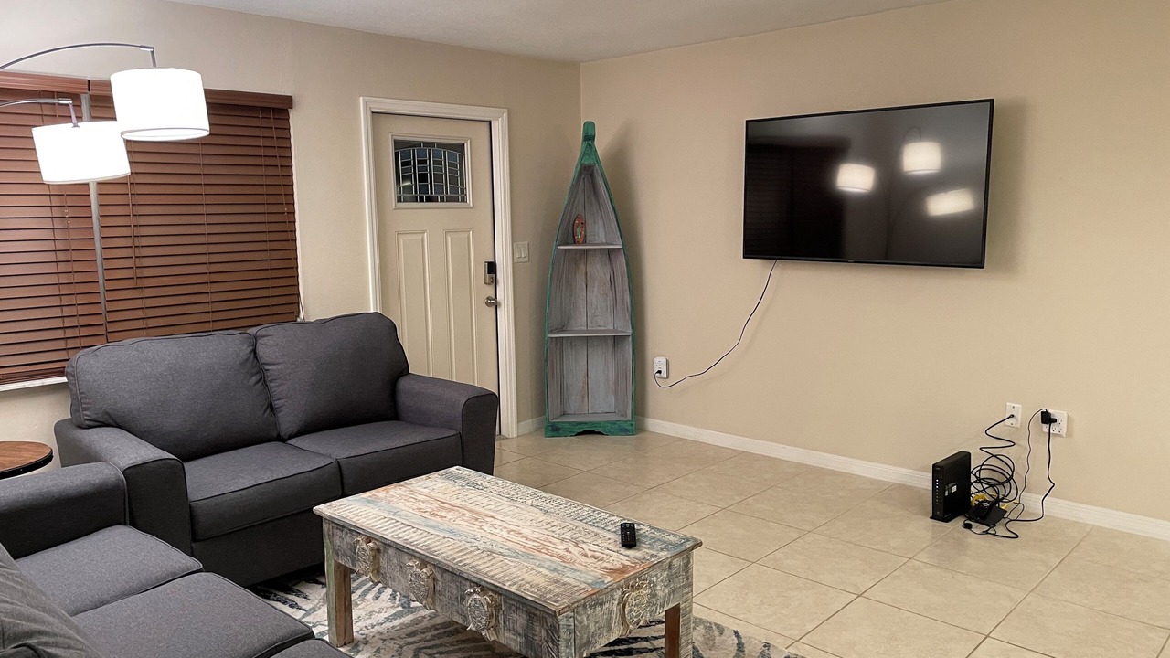 Photo of Livingroom in Laurel