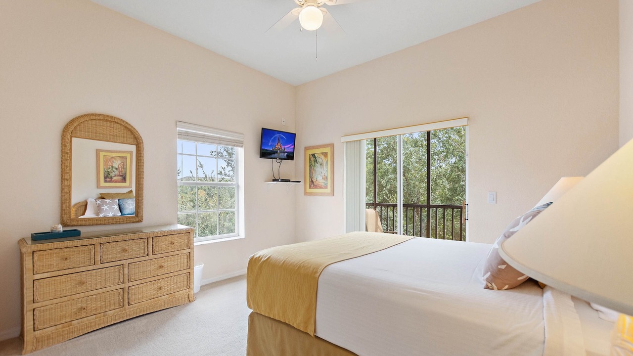 Photo of Bedroom in Bahama Bay