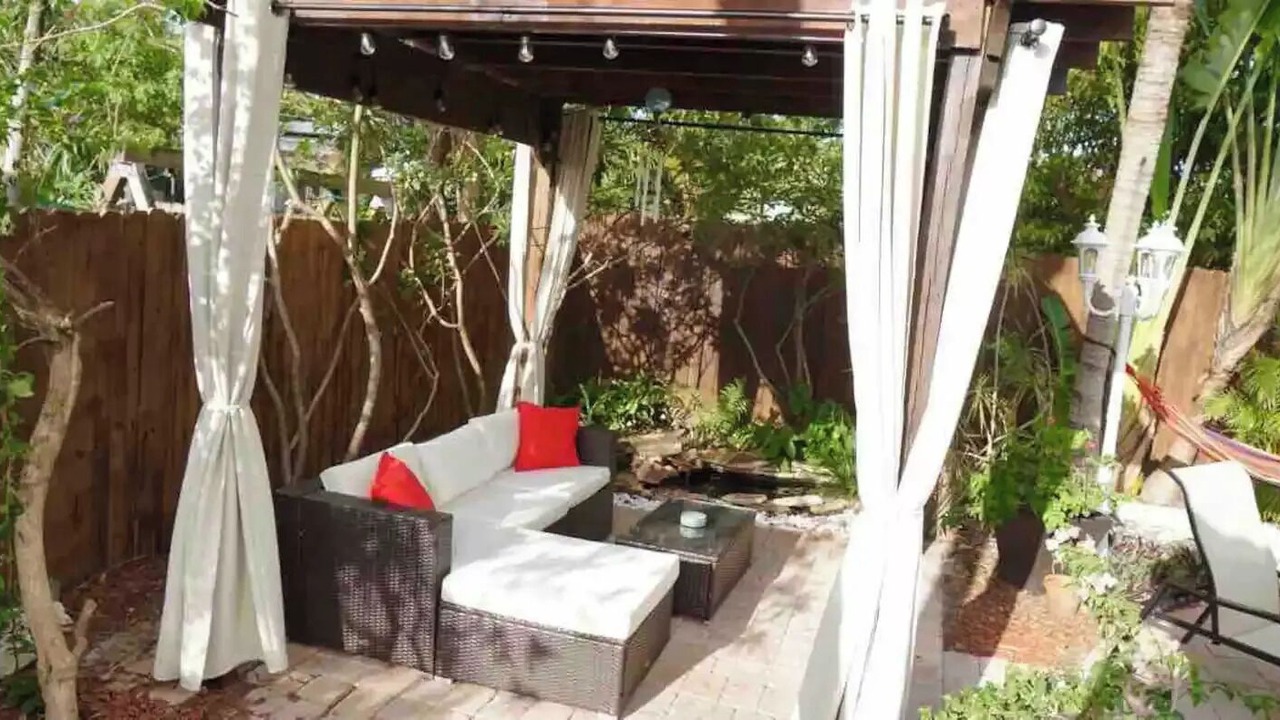 Photo of Patio Balcony in North Andrews Gardens