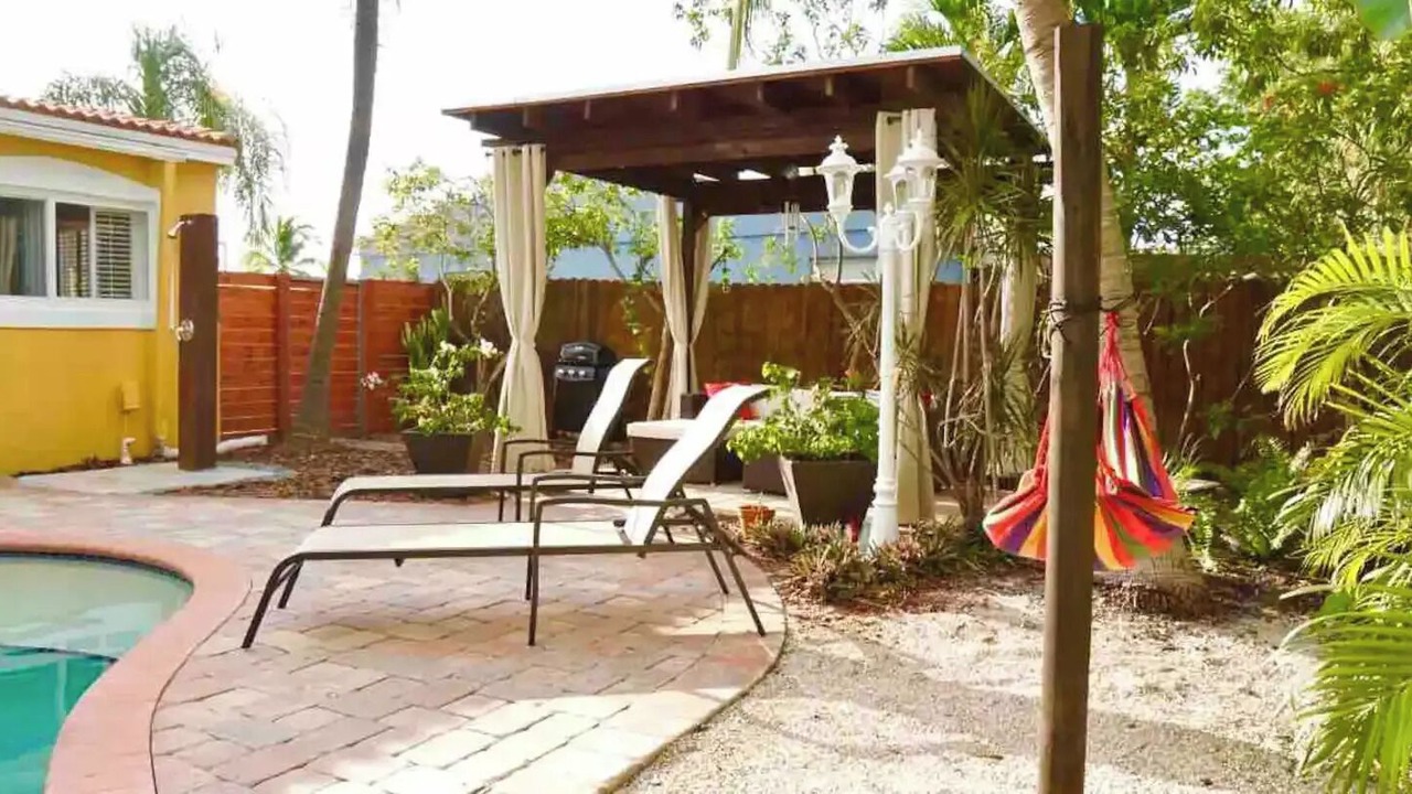 Photo of Patio Balcony in North Andrews Gardens