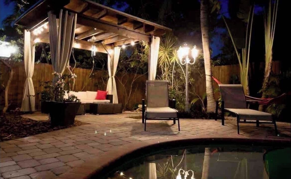 Photo of Patio Balcony in North Andrews Gardens