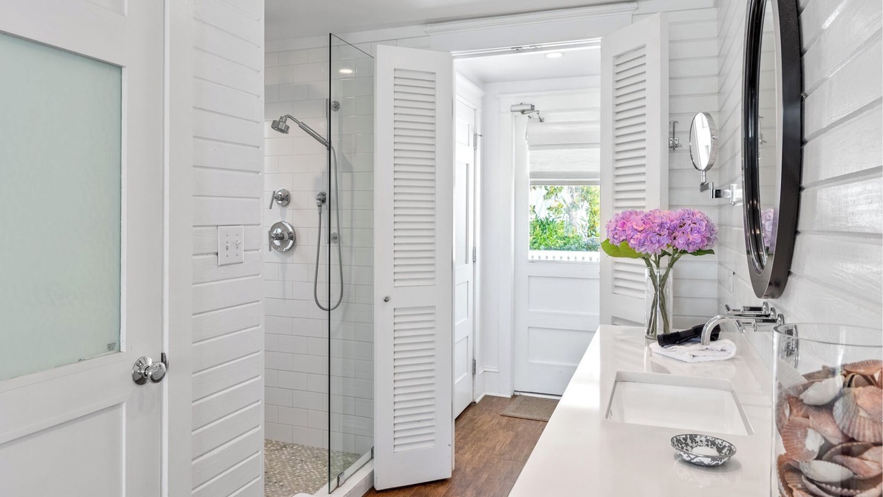 Photo of Bathroom in Seaside