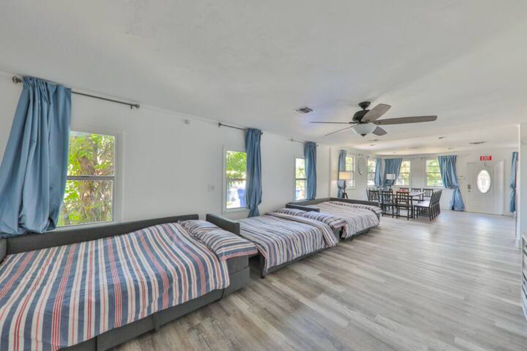 Photo of Bedroom in Royal Poinciana