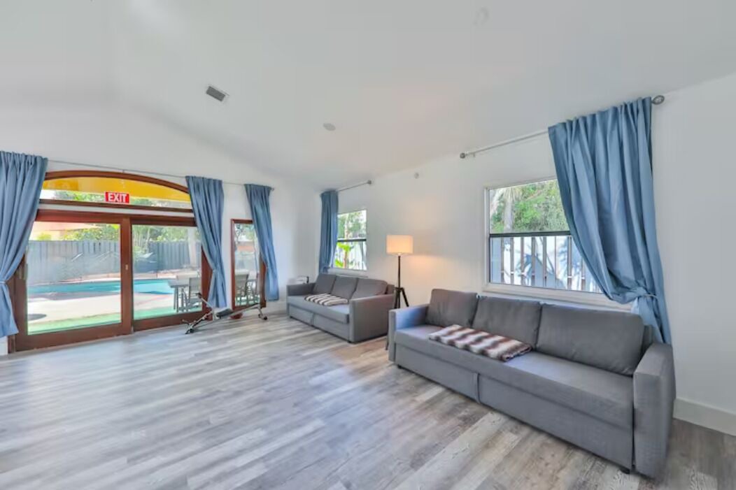 Photo of Livingroom in Royal Poinciana