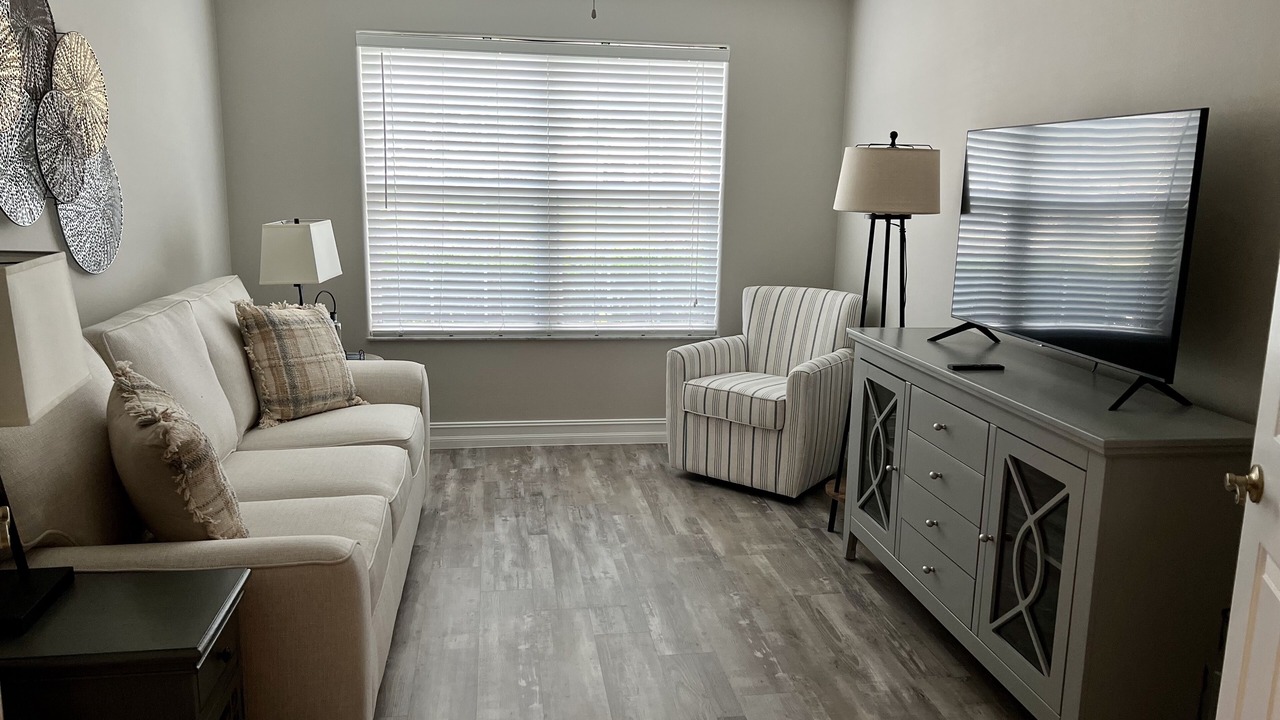 Photo of Livingroom in Briar Meadow