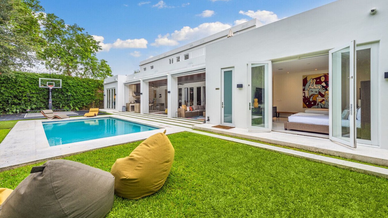 Photo of Outdoor in Coral Gables