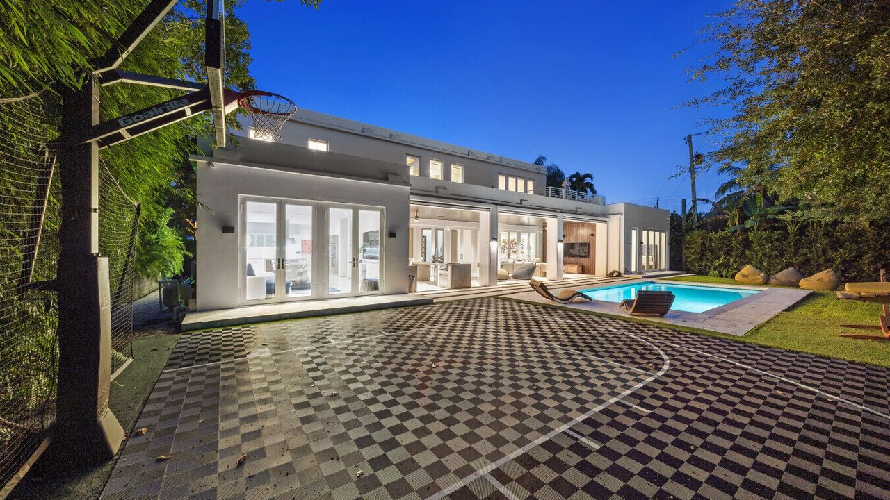 Photo of Outdoor in Coral Gables