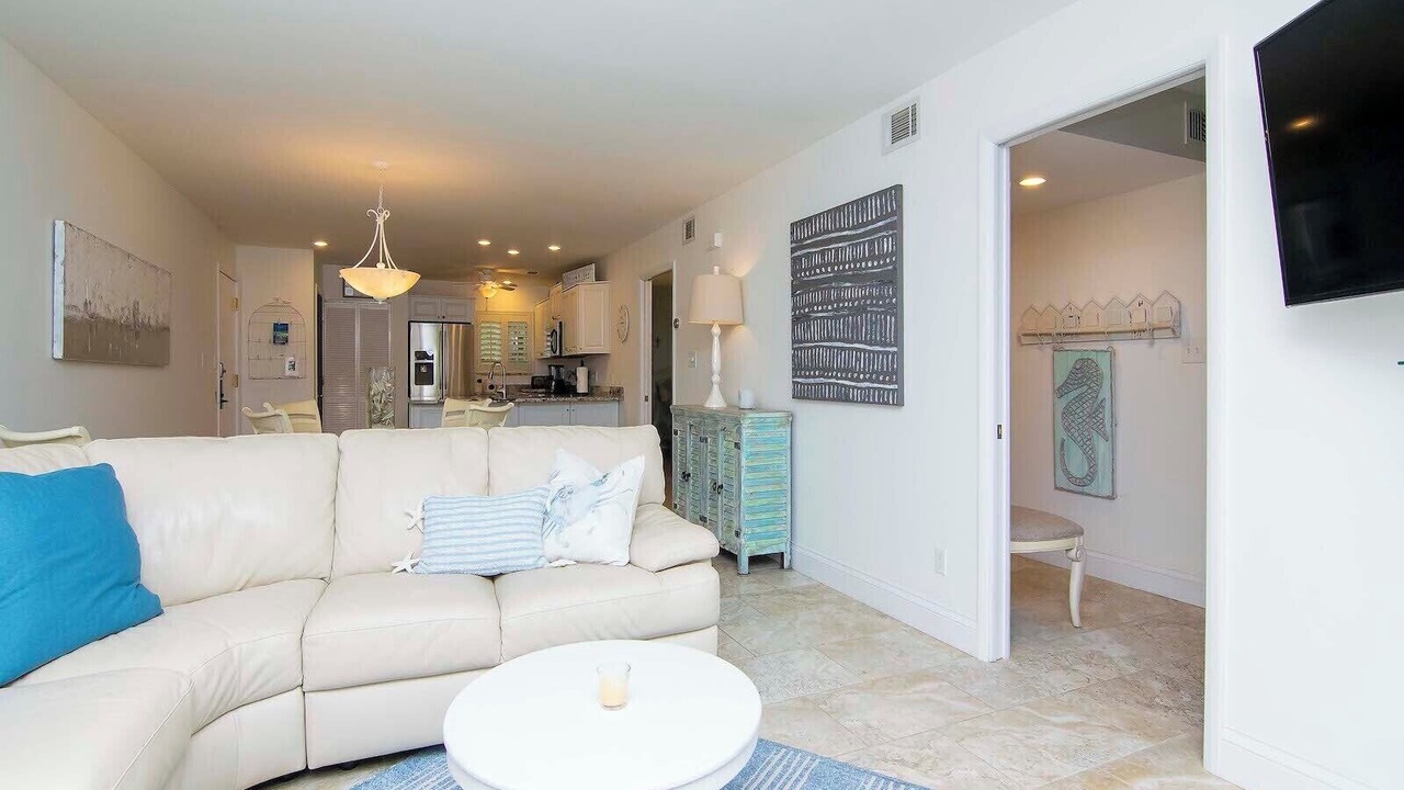 Photo of Livingroom in Wesley Chapel