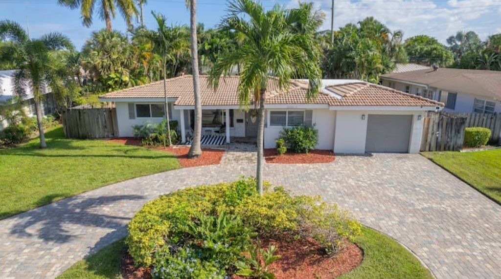 Photo of Outdoor in Lighthouse Point