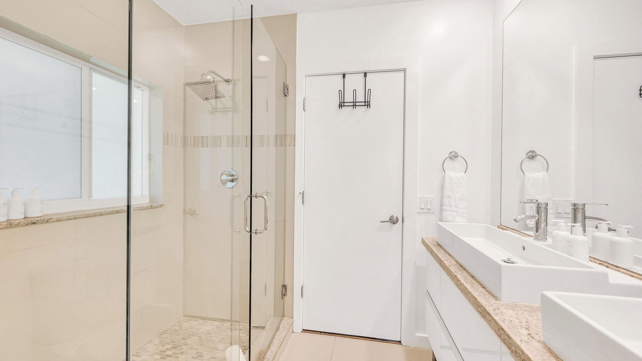 Photo of Bathroom in Victoria Park