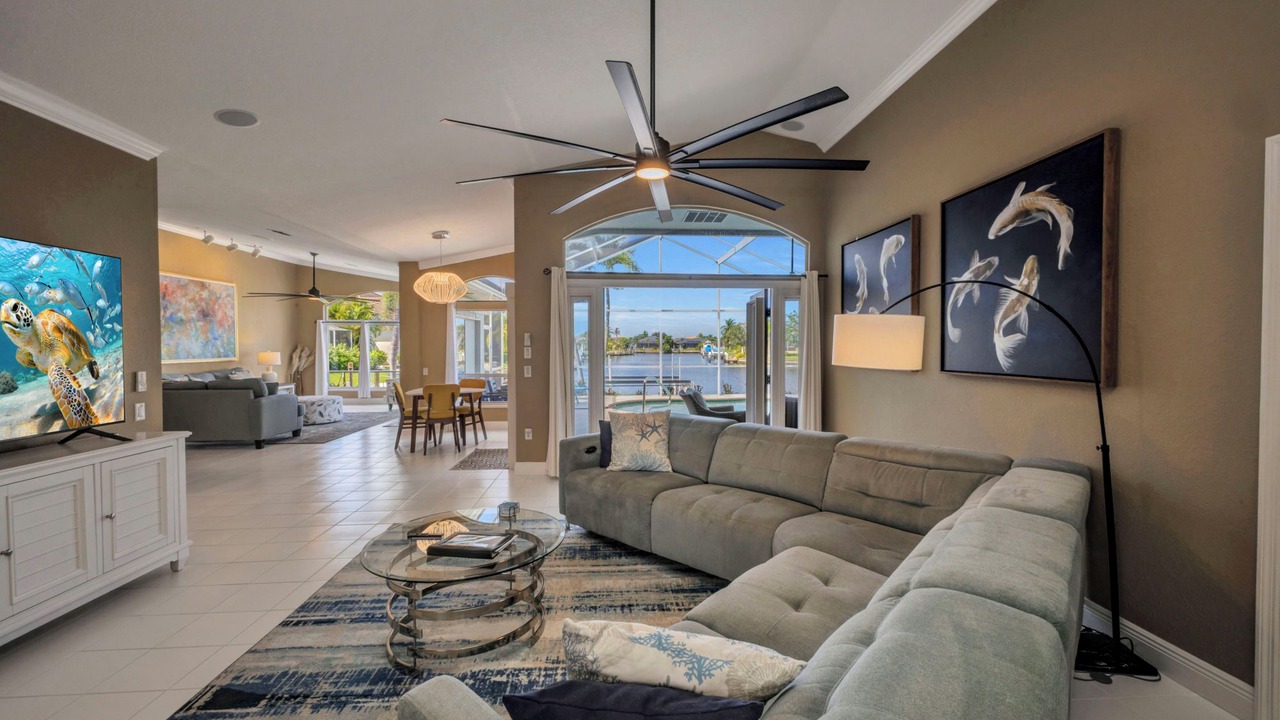 Photo of Bedroom in Burnt Store Isles