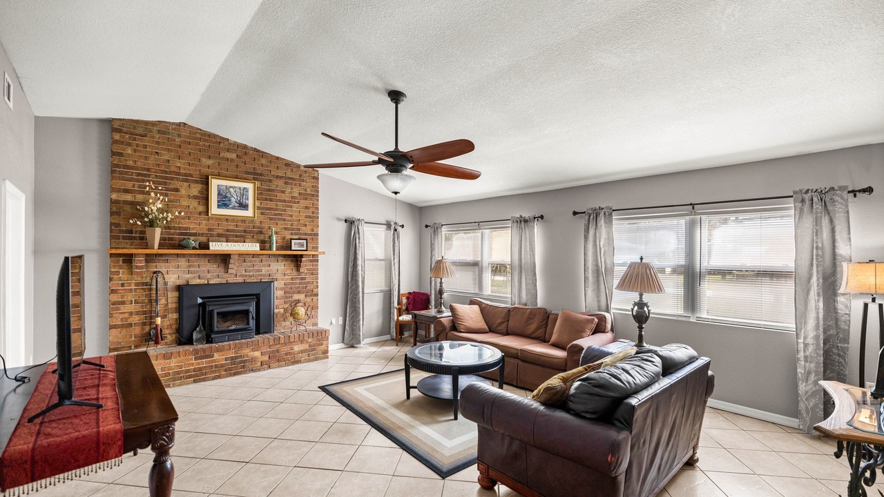 Photo of Livingroom in Fort McCoy