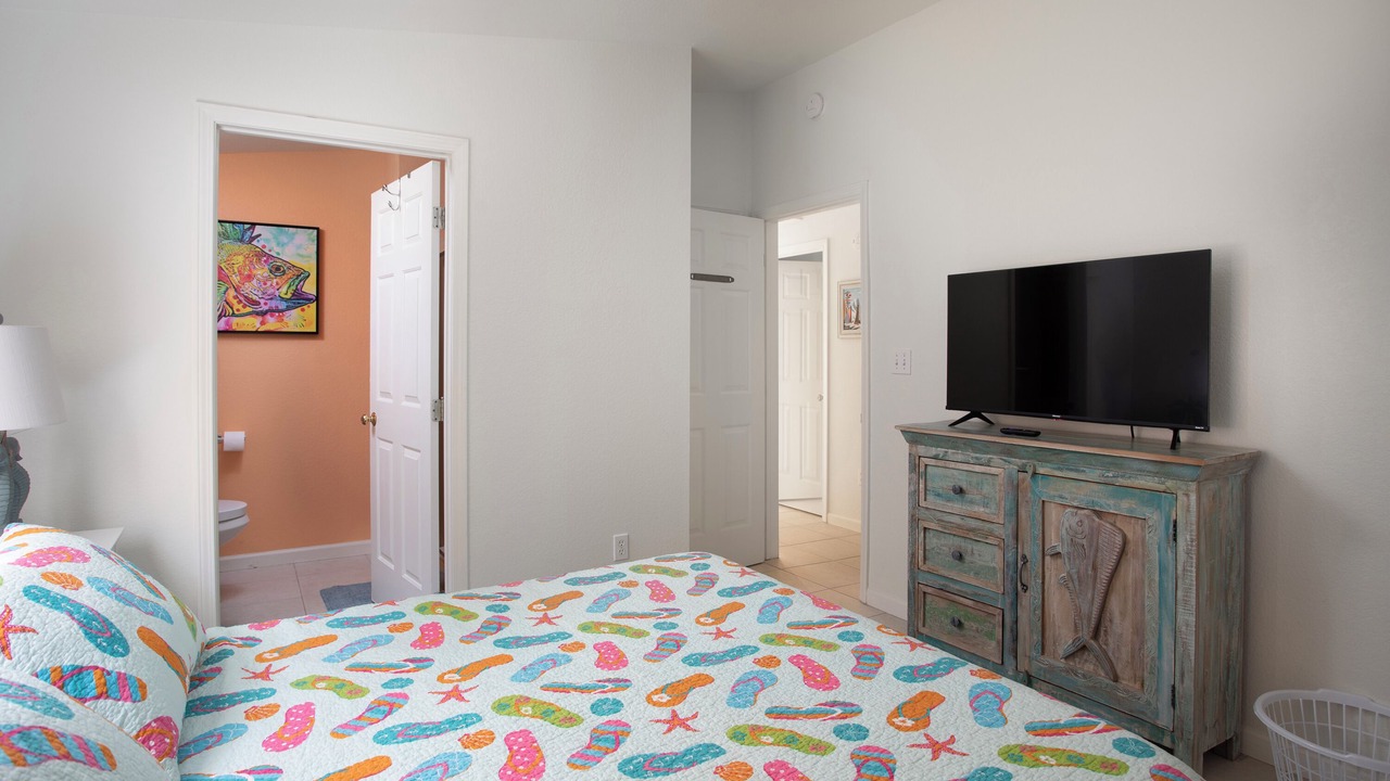 Photo of Bathroom in Geiger Key