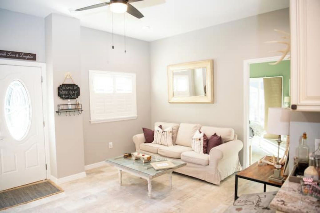 Photo of Livingroom in Fairvilla