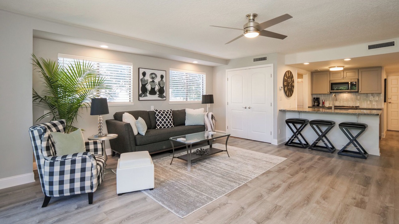Photo of Livingroom in Sawgrass