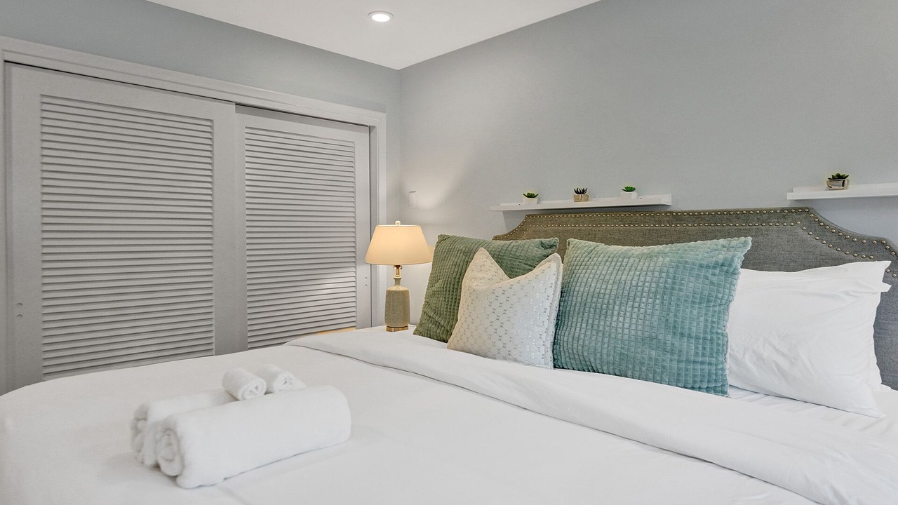 Photo of Bedroom in Coral Ridge Isles