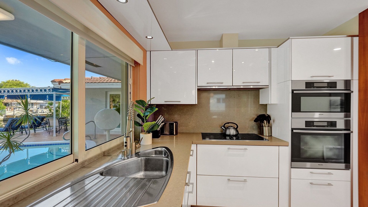 Photo of Kitchen in Coral Ridge Isles
