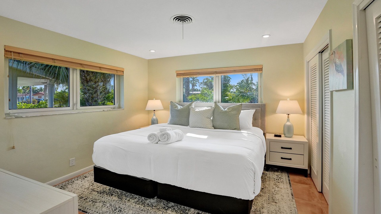 Photo of Bedroom in Coral Ridge Isles