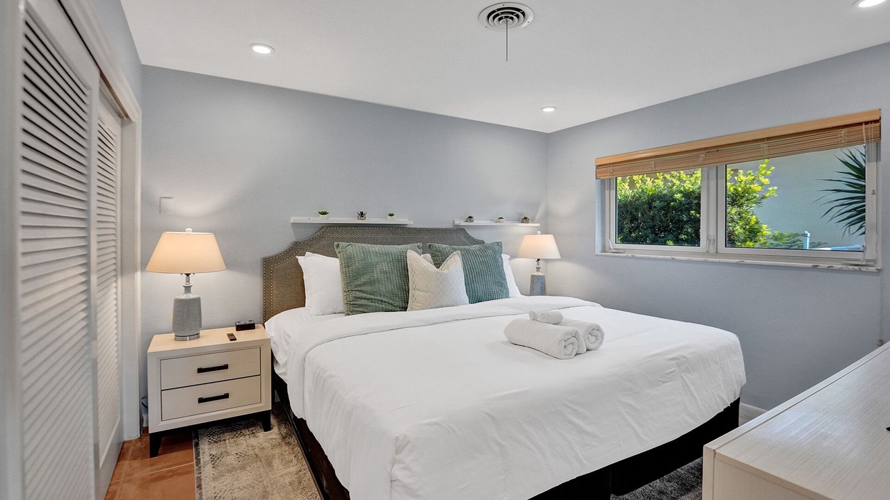 Photo of Bedroom in Coral Ridge Isles