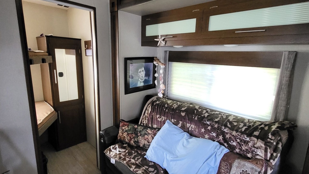 Photo of Bedroom in Harris