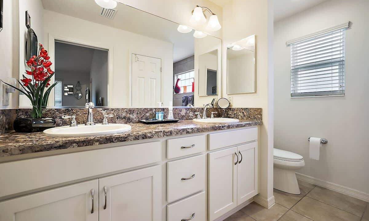 Photo of Bathroom in Fruitland Park