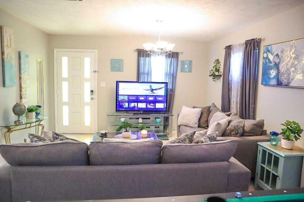 Photo of Livingroom in Fairvilla