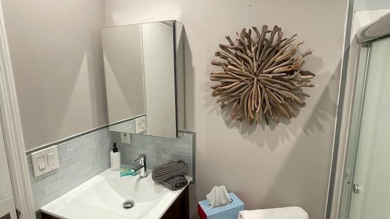 Photo of Bathroom in Croissant Park