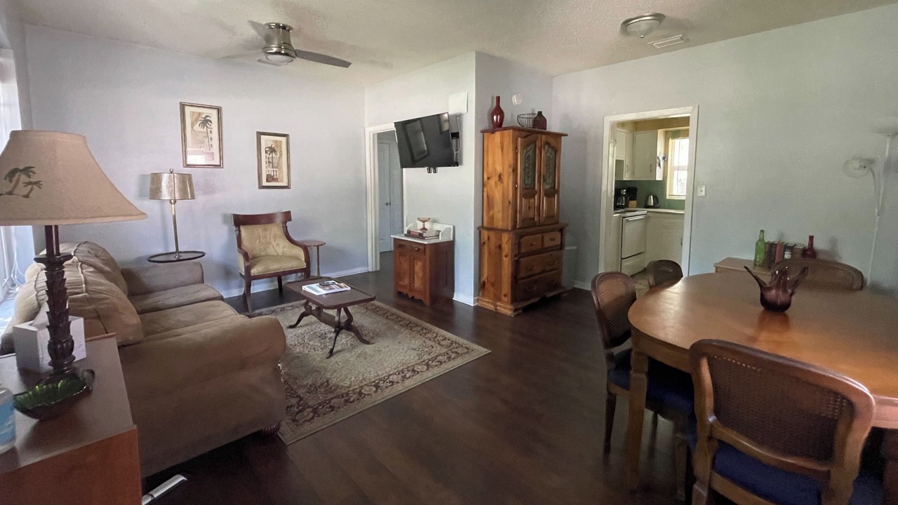 Photo of Bedroom in Lakeshore South