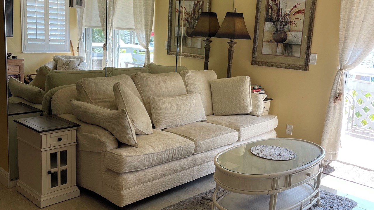 Photo of Livingroom in Jupiter Bay