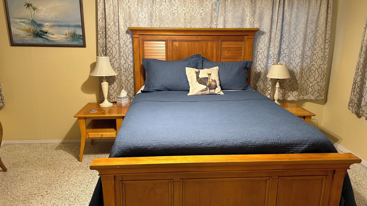 Photo of Bedroom in Jensen Beach