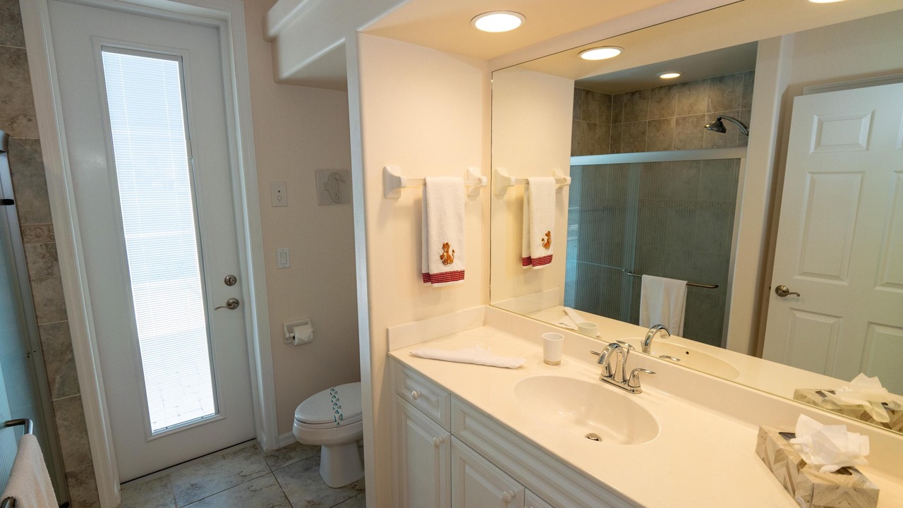 Photo of Bathroom in Cape Coral