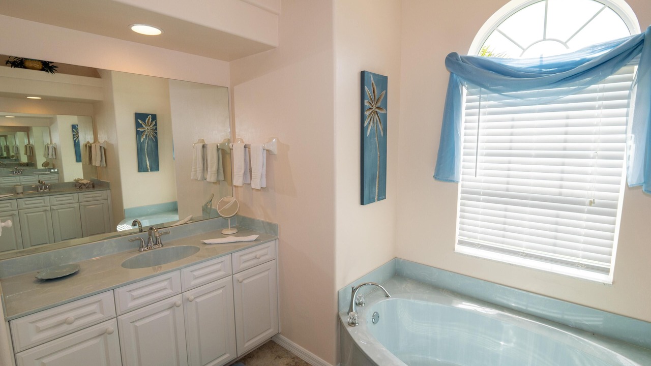 Photo of Bathroom in Cape Coral