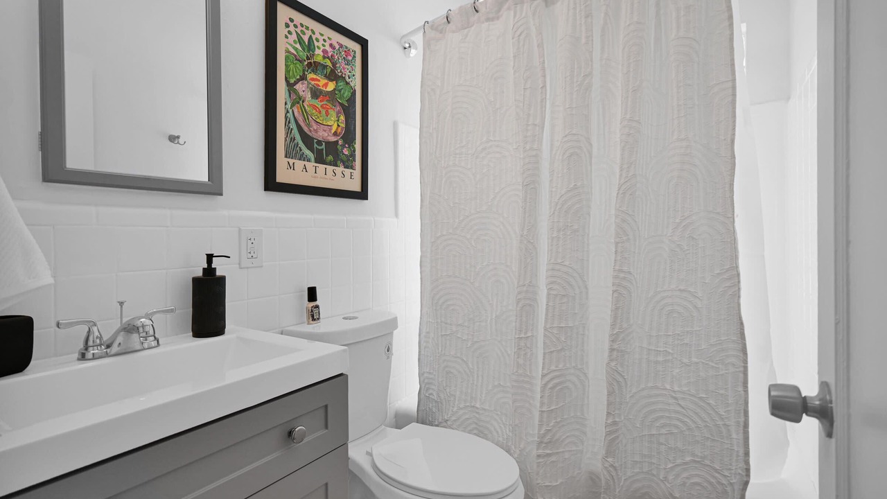 Photo of Bathroom in Southwest Coconut Grove