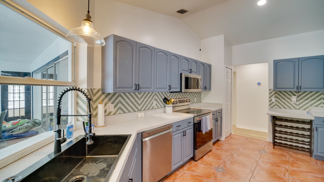Photo of Kitchen in Sebastian Highlands