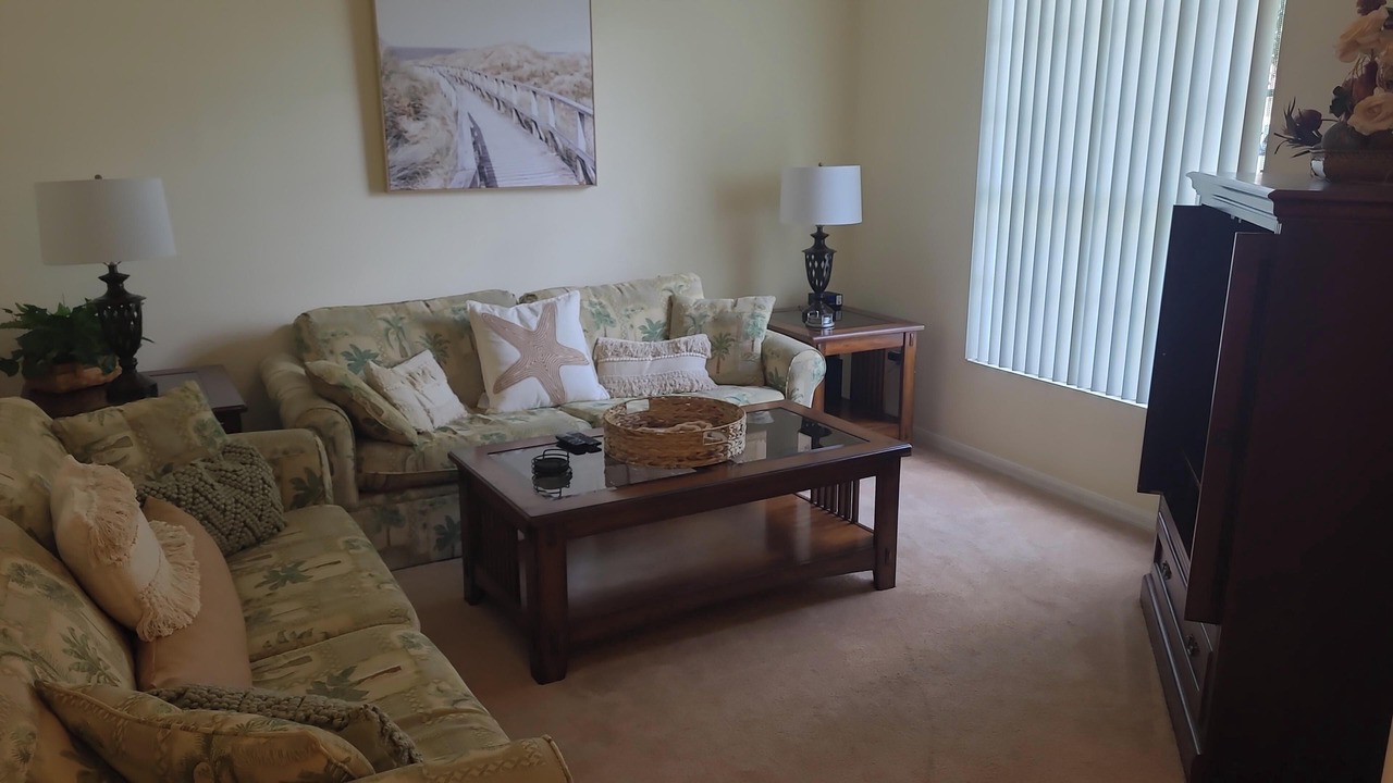 Photo of Livingroom in Sunset Ridge