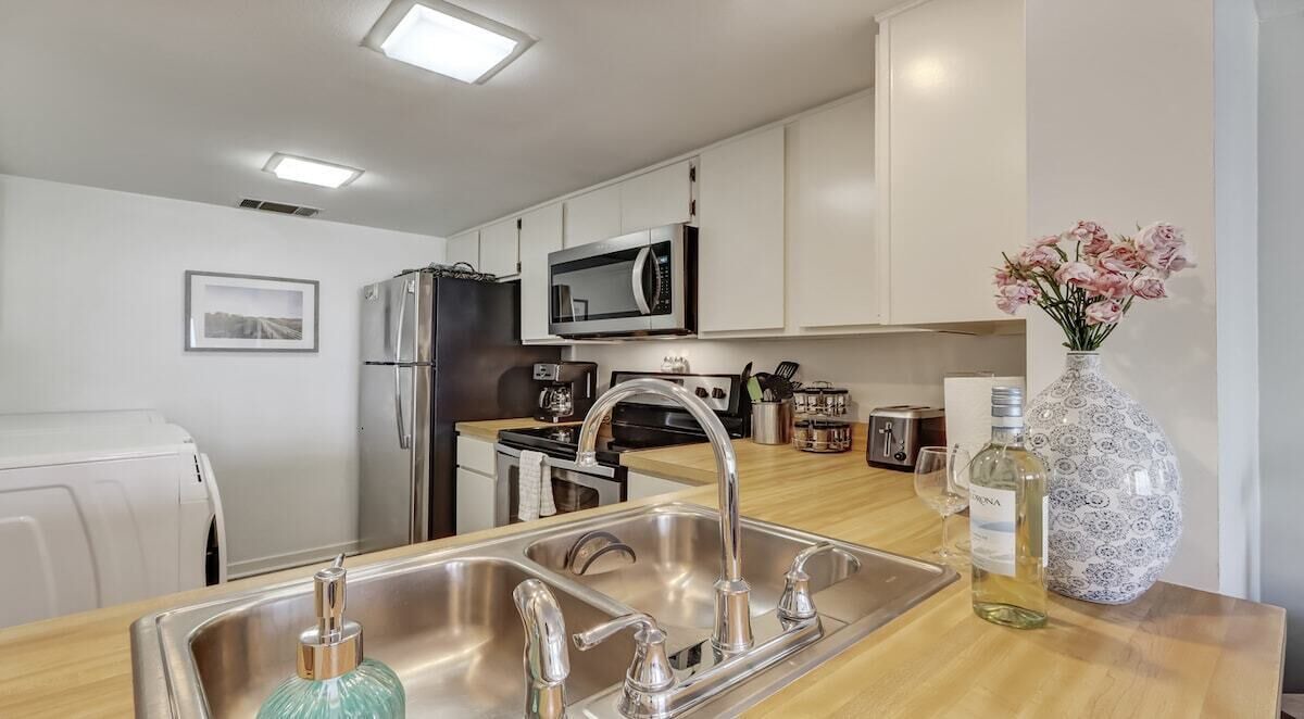 Photo of Kitchen in Amelia City
