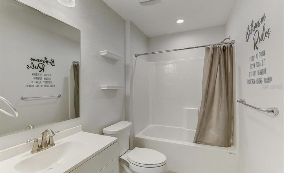 Photo of Bathroom in Port Charlotte